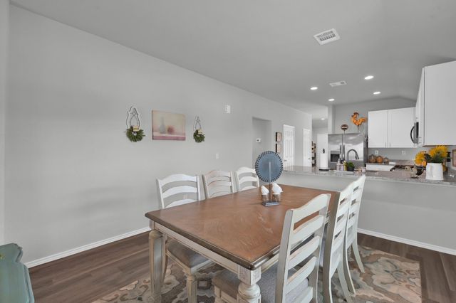 183 Bellewood Manor Drive, Magnolia, TX 77354