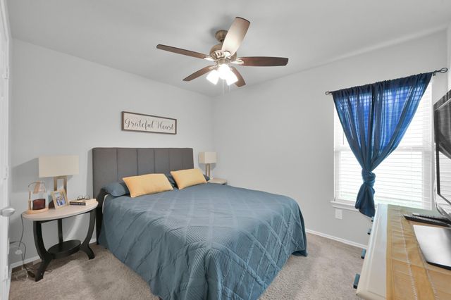 183 Bellewood Manor Drive, Magnolia, TX 77354