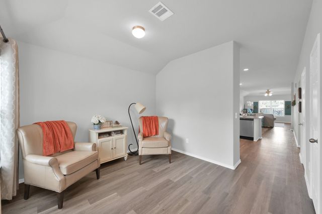 183 Bellewood Manor Drive, Magnolia, TX 77354