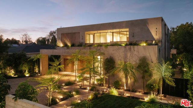 18911 Ringling Street, Tarzana (los Angeles), CA 91356