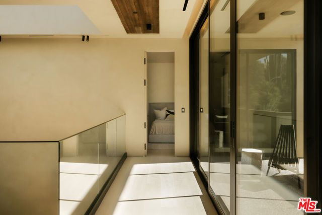 18911 Ringling Street, Tarzana (los Angeles), CA 91356