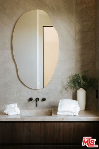 18911 Ringling Street, Tarzana (los Angeles), CA 91356