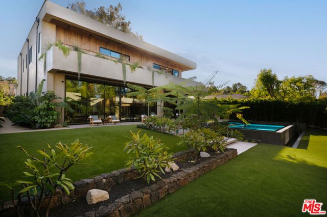 18911 Ringling Street, Tarzana (los Angeles), CA 91356