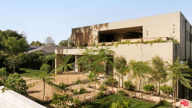 18911 Ringling Street, Tarzana (los Angeles), CA 91356