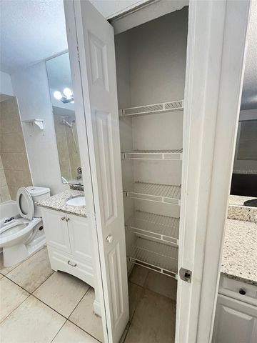 5773 GATLIN AVENUE 617, Orlando, FL 32822