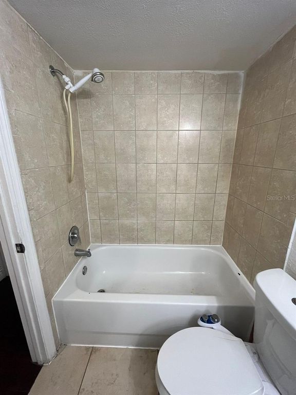 Image 13 of property listing at 5773 GATLIN AVENUE 617, Orlando, FL 32822