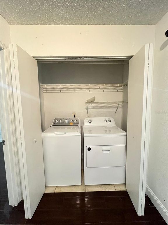 Image 9 of property listing at 5773 GATLIN AVENUE 617, Orlando, FL 32822