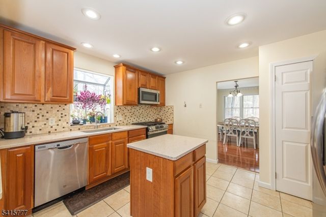 37 Mount Hope Rd, Rockaway Twp., NJ 07866