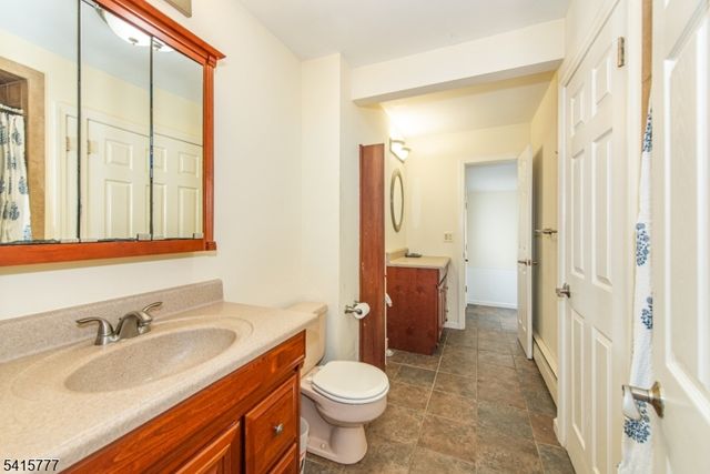 37 Mount Hope Rd, Rockaway Twp., NJ 07866