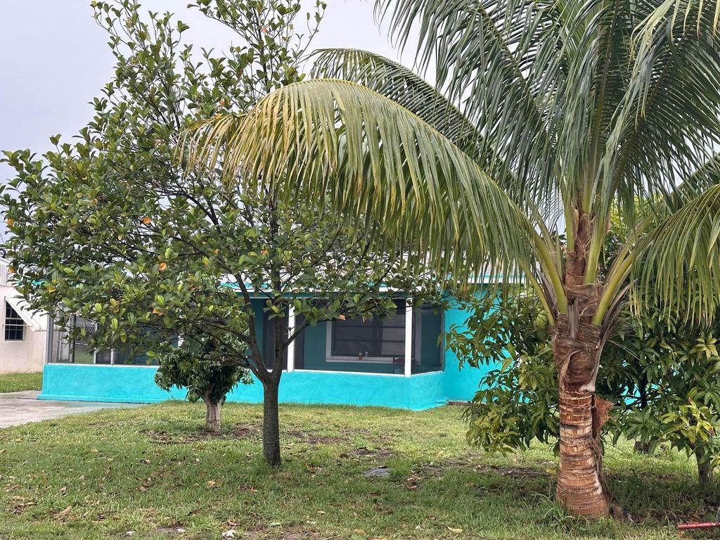 3014 Vassallo Avenue, Lake Worth, FL 33461
