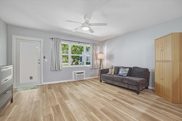 167 Lyndhurst L, Deerfield Beach, FL 33442