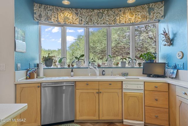 2343 Belderrain, Tubac, AZ 85646