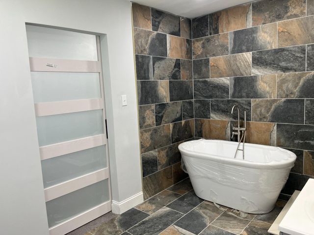 2405 LIMESTONE RD, Wilmington, DE 19808