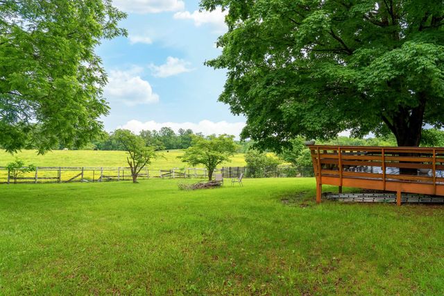 1112 Belmont Dr, Cookeville, TN 38506