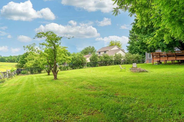 1112 Belmont Dr, Cookeville, TN 38506