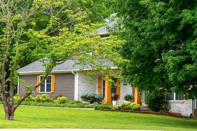 1112 Belmont Dr, Cookeville, TN 38506