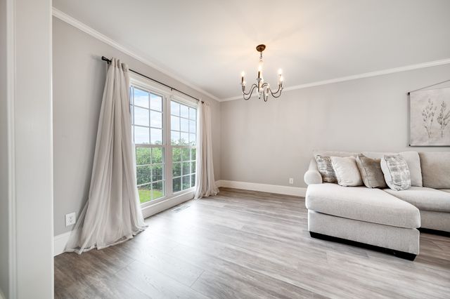 1112 Belmont Dr, Cookeville, TN 38506