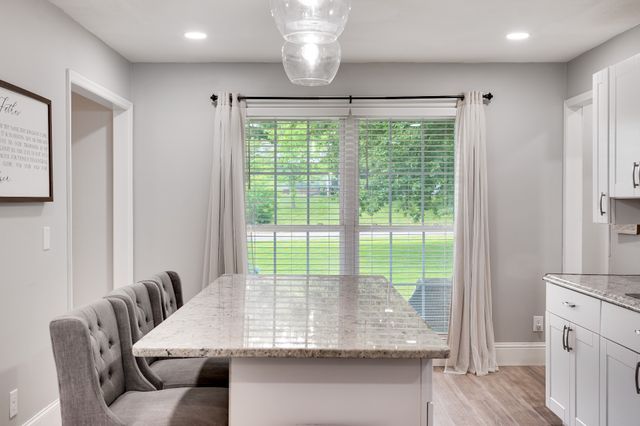 1112 Belmont Dr, Cookeville, TN 38506