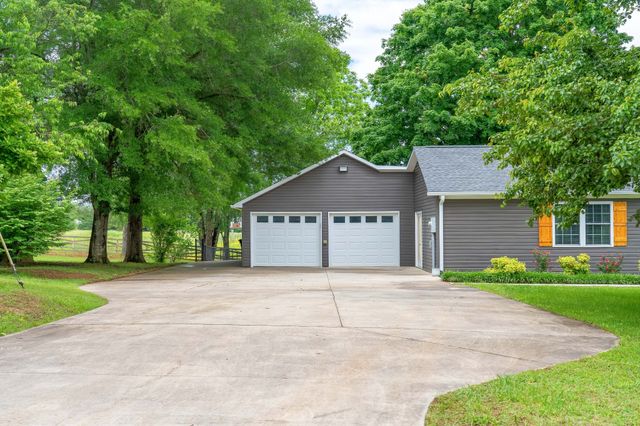 1112 Belmont Dr, Cookeville, TN 38506