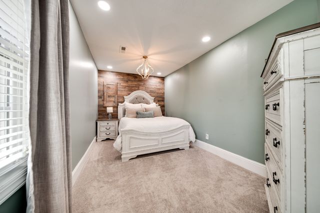 1112 Belmont Dr, Cookeville, TN 38506