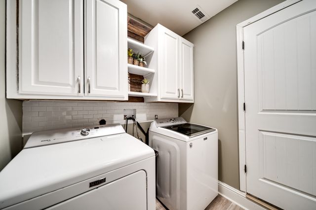 1112 Belmont Dr, Cookeville, TN 38506