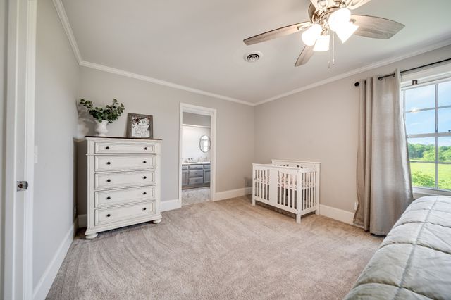 1112 Belmont Dr, Cookeville, TN 38506