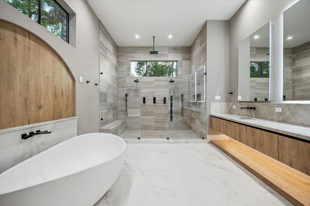 813 W Friar Tuck Lane, Houston, TX 77024
