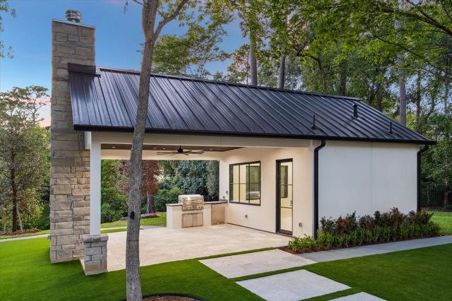 813 W Friar Tuck Lane, Houston, TX 77024