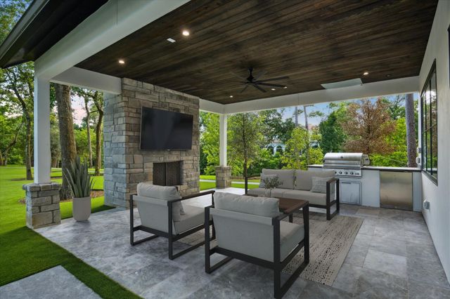 813 W Friar Tuck Lane, Houston, TX 77024