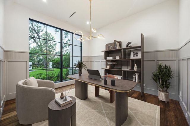 813 W Friar Tuck Lane, Houston, TX 77024