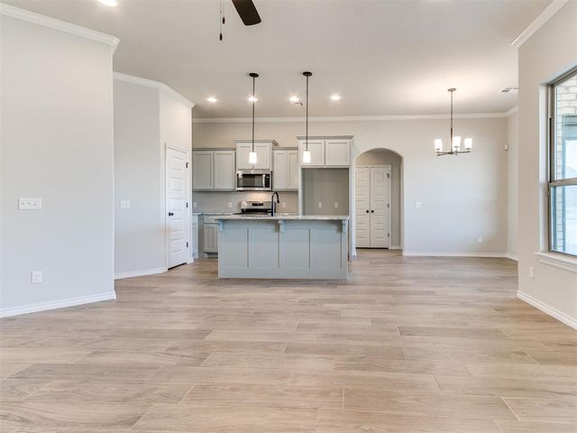 548 Cherrybark Drive, Washington, OK 73093