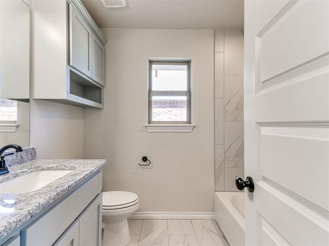 548 Cherrybark Drive, Washington, OK 73093