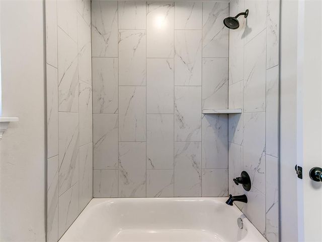 548 Cherrybark Drive, Washington, OK 73093