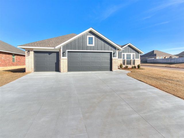 548 Cherrybark Drive, Washington, OK 73093