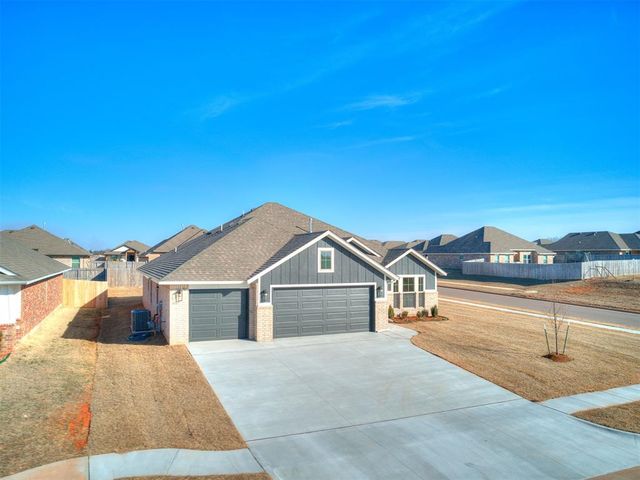 548 Cherrybark Drive, Washington, OK 73093