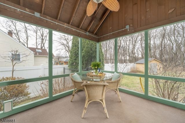 26 Greendale Ave, Pequannock Twp., NJ 07444