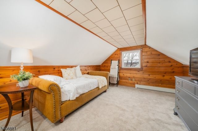 26 Greendale Ave, Pequannock Twp., NJ 07444