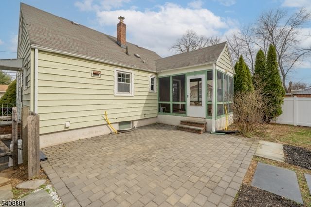 26 Greendale Ave, Pequannock Twp., NJ 07444
