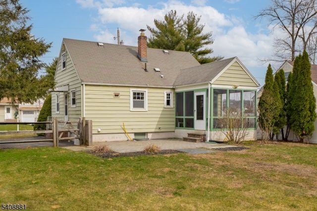 26 Greendale Ave, Pequannock Twp., NJ 07444