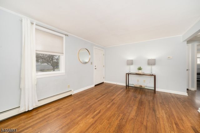 26 Greendale Ave, Pequannock Twp., NJ 07444