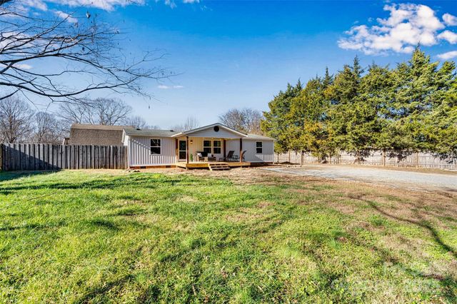 4881 Grassy Creek Road, Denver, NC 28037