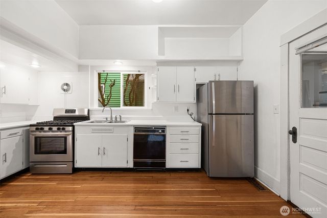 409 S 34th Street, Tacoma, WA 98418