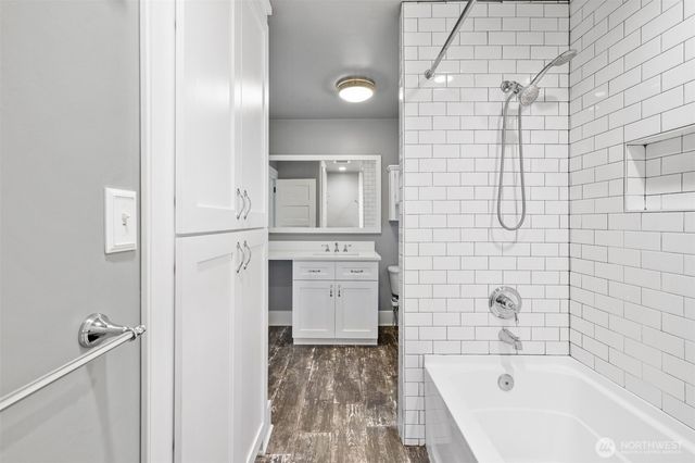 409 S 34th Street, Tacoma, WA 98418