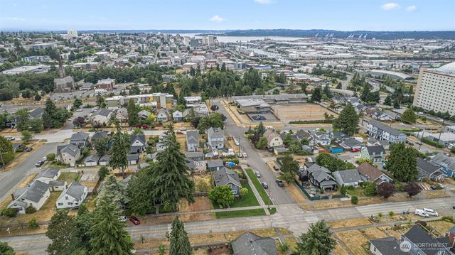 409 S 34th Street, Tacoma, WA 98418
