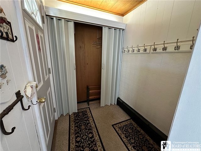 194 Hazeltine Avenue, Jamestown, NY 14701