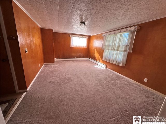 194 Hazeltine Avenue, Jamestown, NY 14701