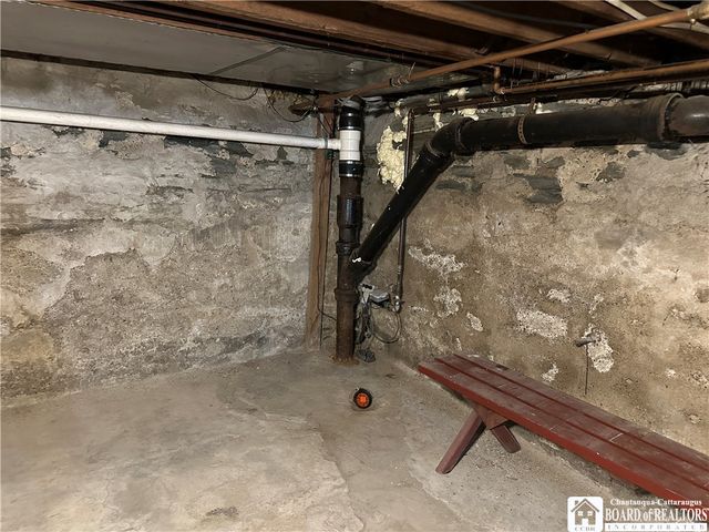 194 Hazeltine Avenue, Jamestown, NY 14701