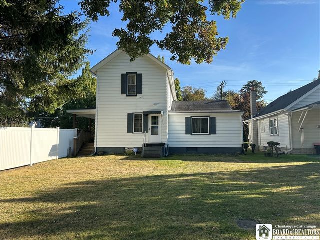 194 Hazeltine Avenue, Jamestown, NY 14701