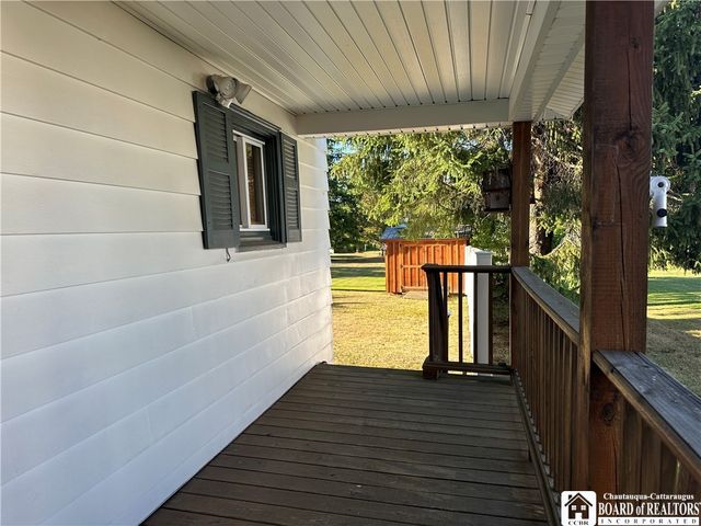 194 Hazeltine Avenue, Jamestown, NY 14701