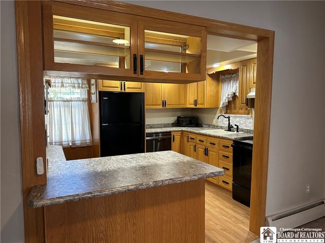 194 Hazeltine Avenue, Jamestown, NY 14701